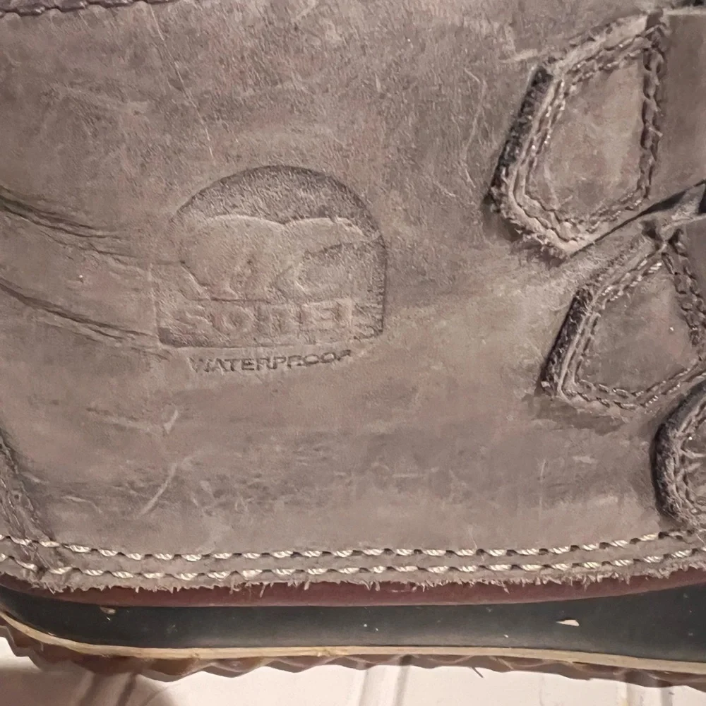 Sorel waterproof duck boot size 7 1/2